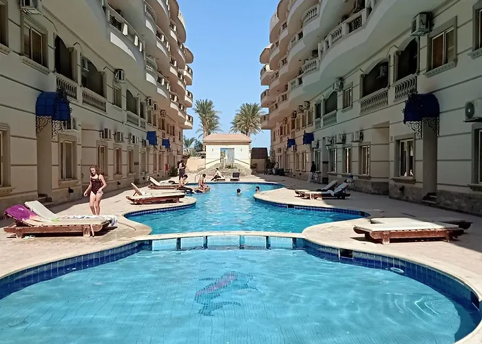 Nour Plaza Sea View Aparthotel Hurghada